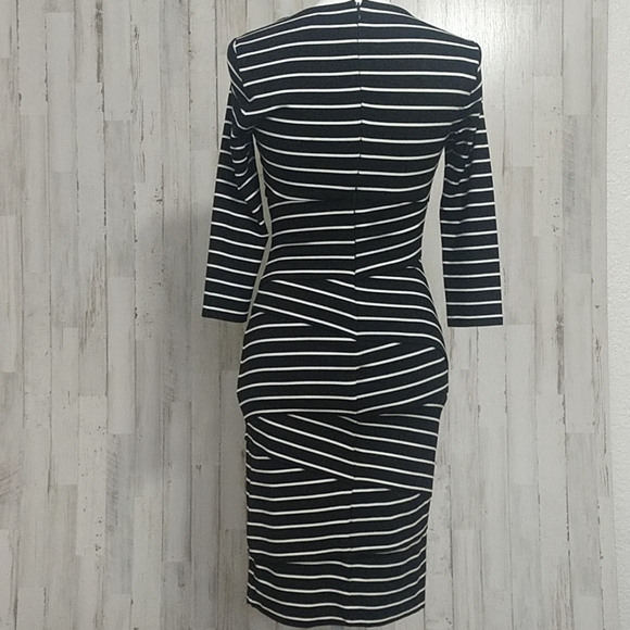 WHBM Black and White Stripes Form Fitting … - Picture 2 of 8